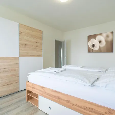 Zlatovska Appartement *