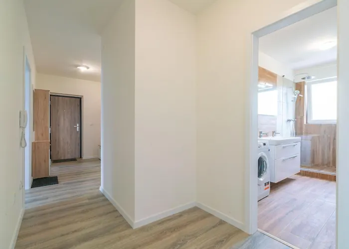 アパート Zlatovska