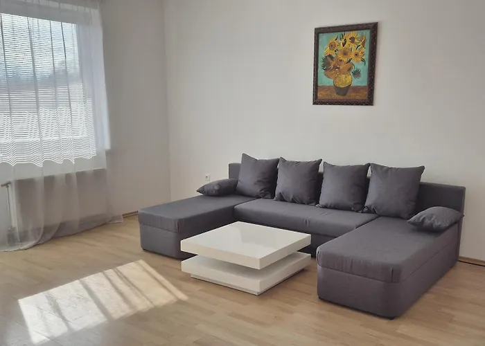 Zlatovska Lejlighed *